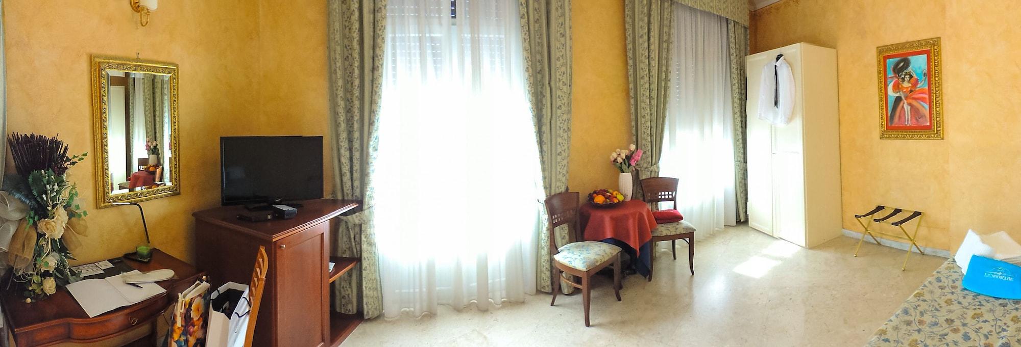 Hotel Lungomare 레조디칼라브리아 외부 사진